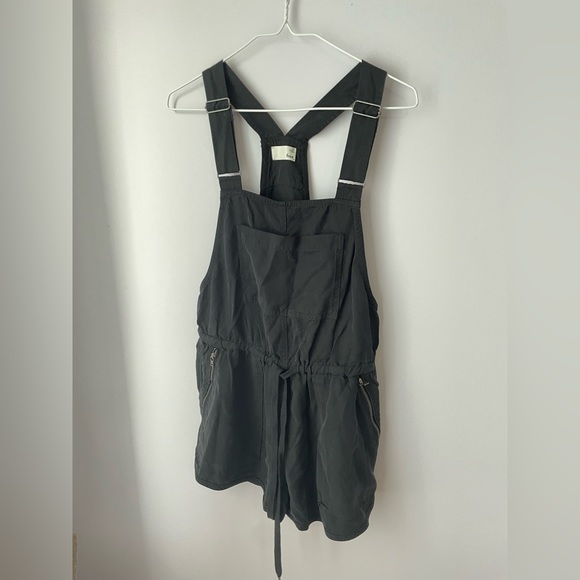 Wilfred Free Beatriz Romper in Black. Size XS. - Picture 1 of 4